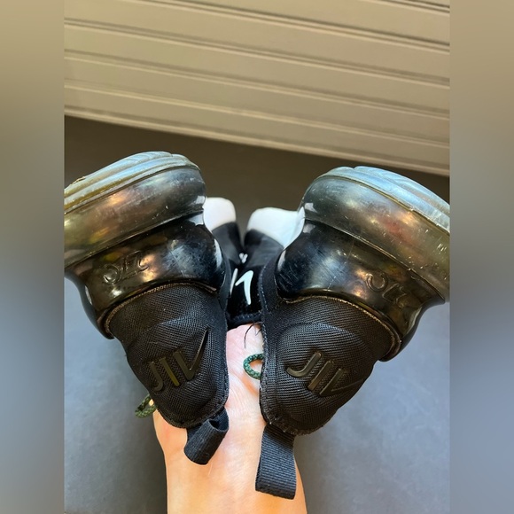 Nike Air Max 270 Black White Sneakers size 7Y please check the pictures - Picture 8 of 9